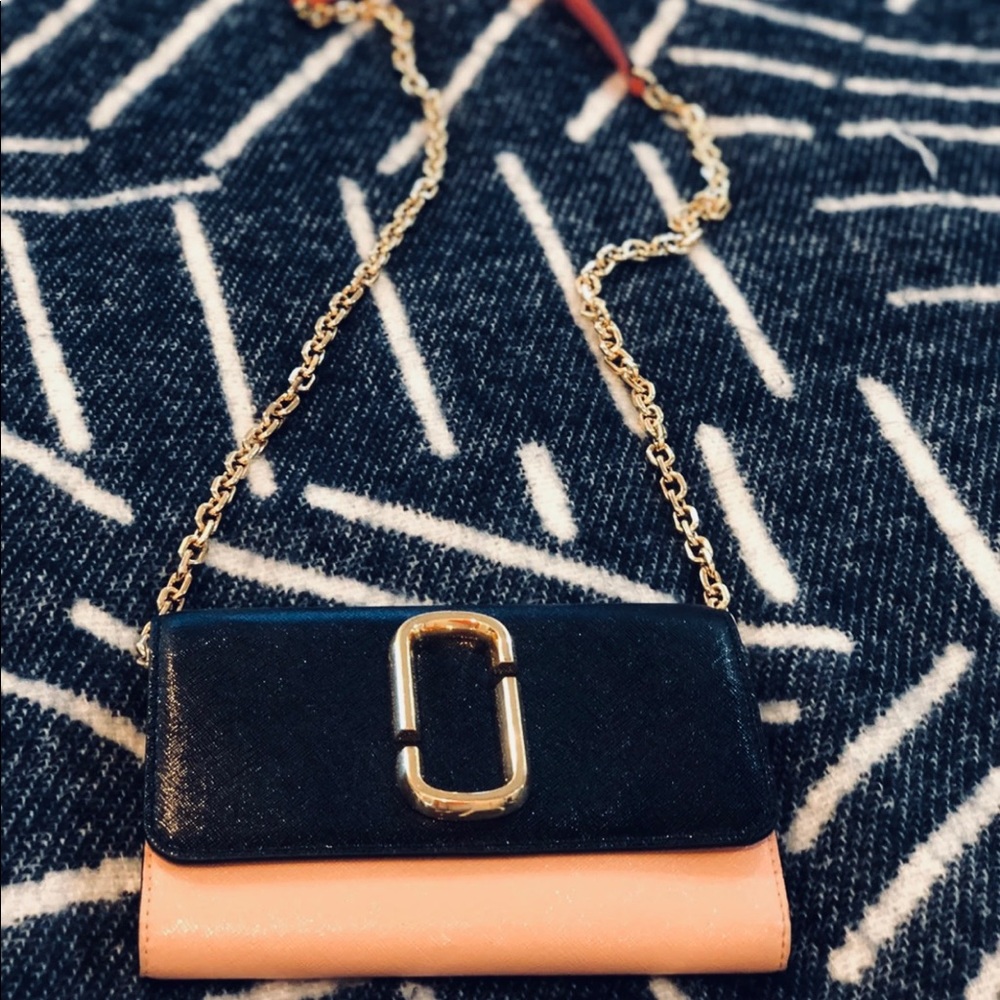 Marc Jacobs Snapshot Chain Wallet Crossbody